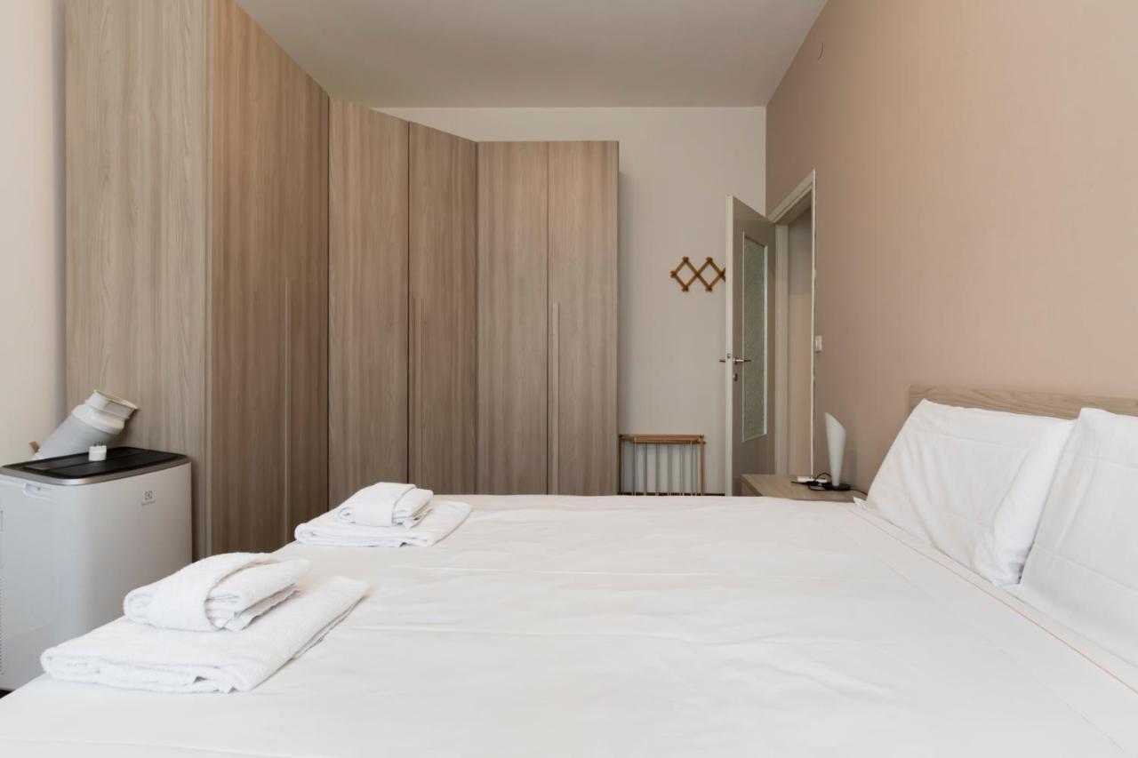 I Host Apartment - Giambellino 40 Mailand Exterior foto